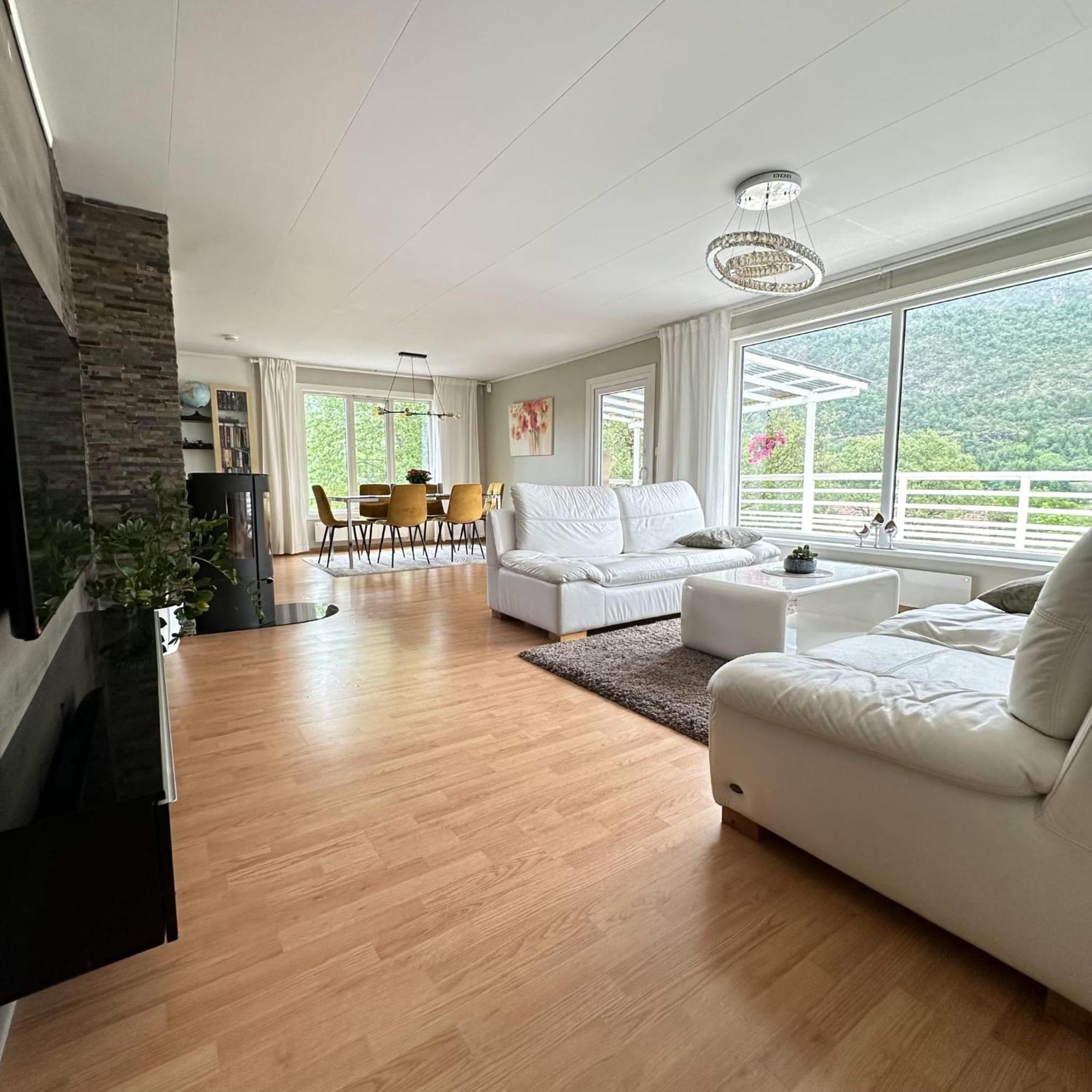 Hillfront 60 Bergen